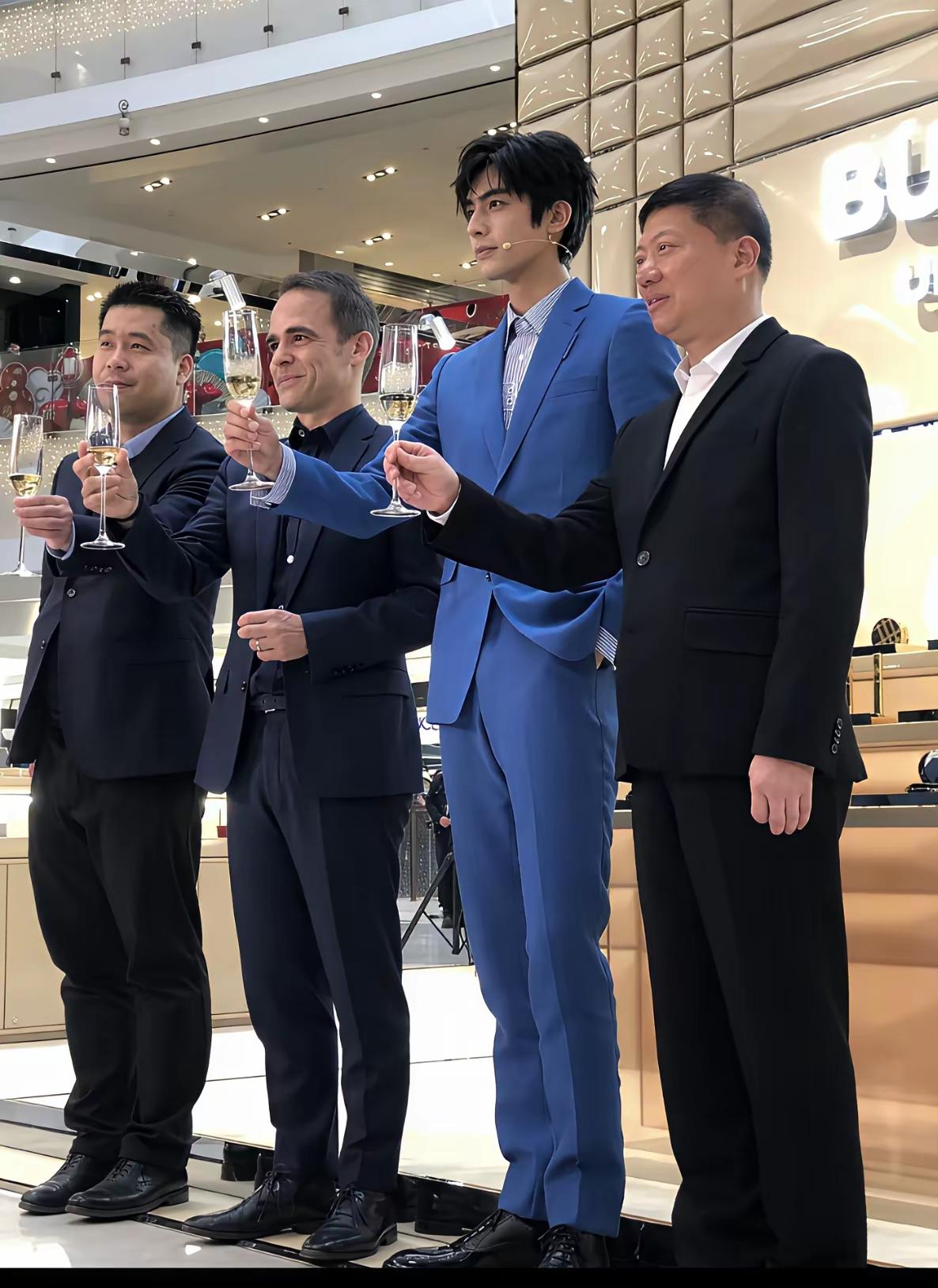 宋威龙：雪藏？颜值不允许啊讲真，宋威龙这张脸太能打了！不管是浓妆还是淡妆，