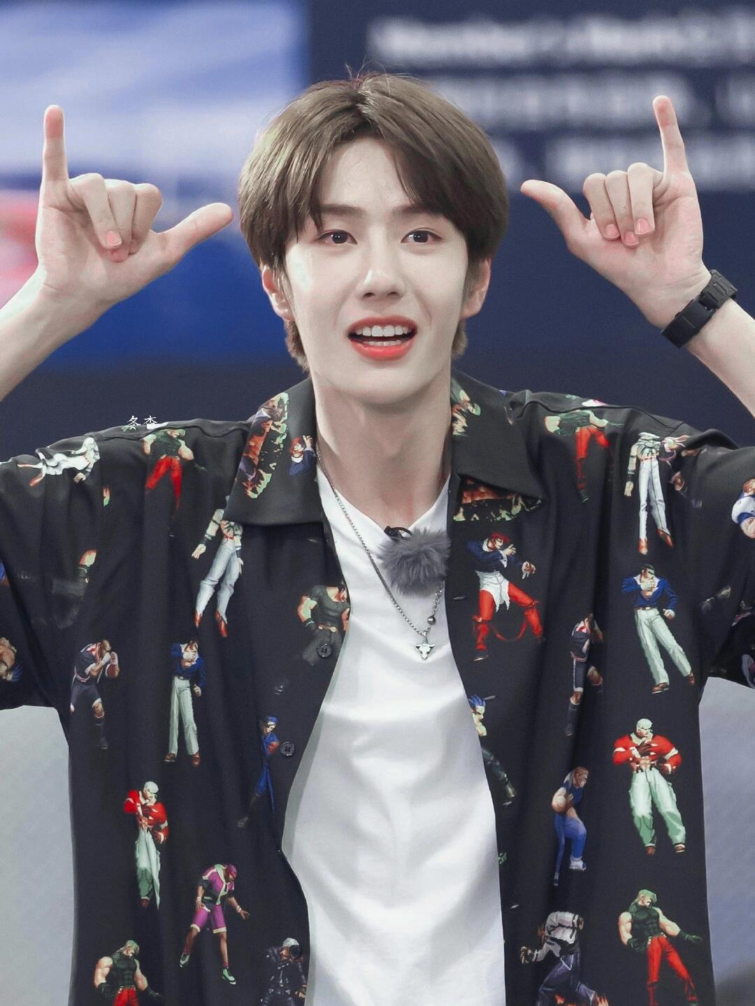 谁会不爱我们的🛹小男生呢“潮”级可爱🤛🏼向全世界安利王一博​​​