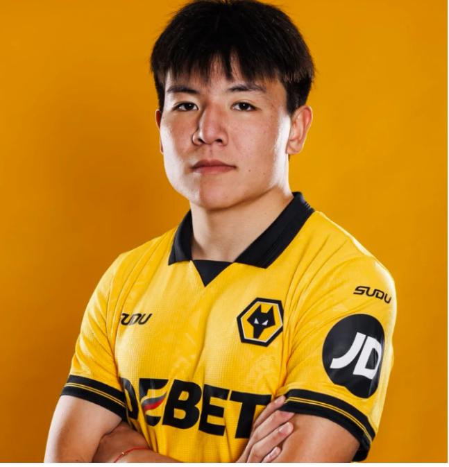 🔥“天才，是1%的天赋加99%的汗水！”当国足亚洲杯折戟，21岁徐彬却在英国零