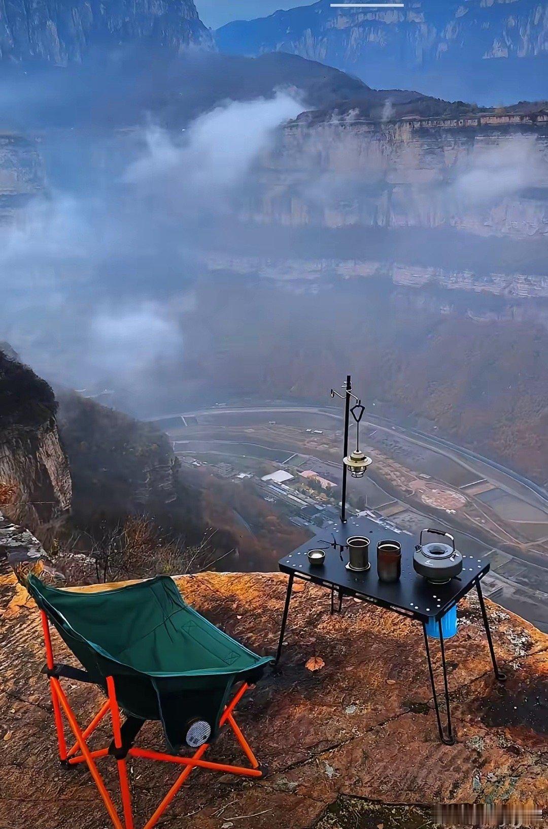 国内有一个很著名的私募基金经理，有一条视频里，他说：“这波牛市中，90%的散户和