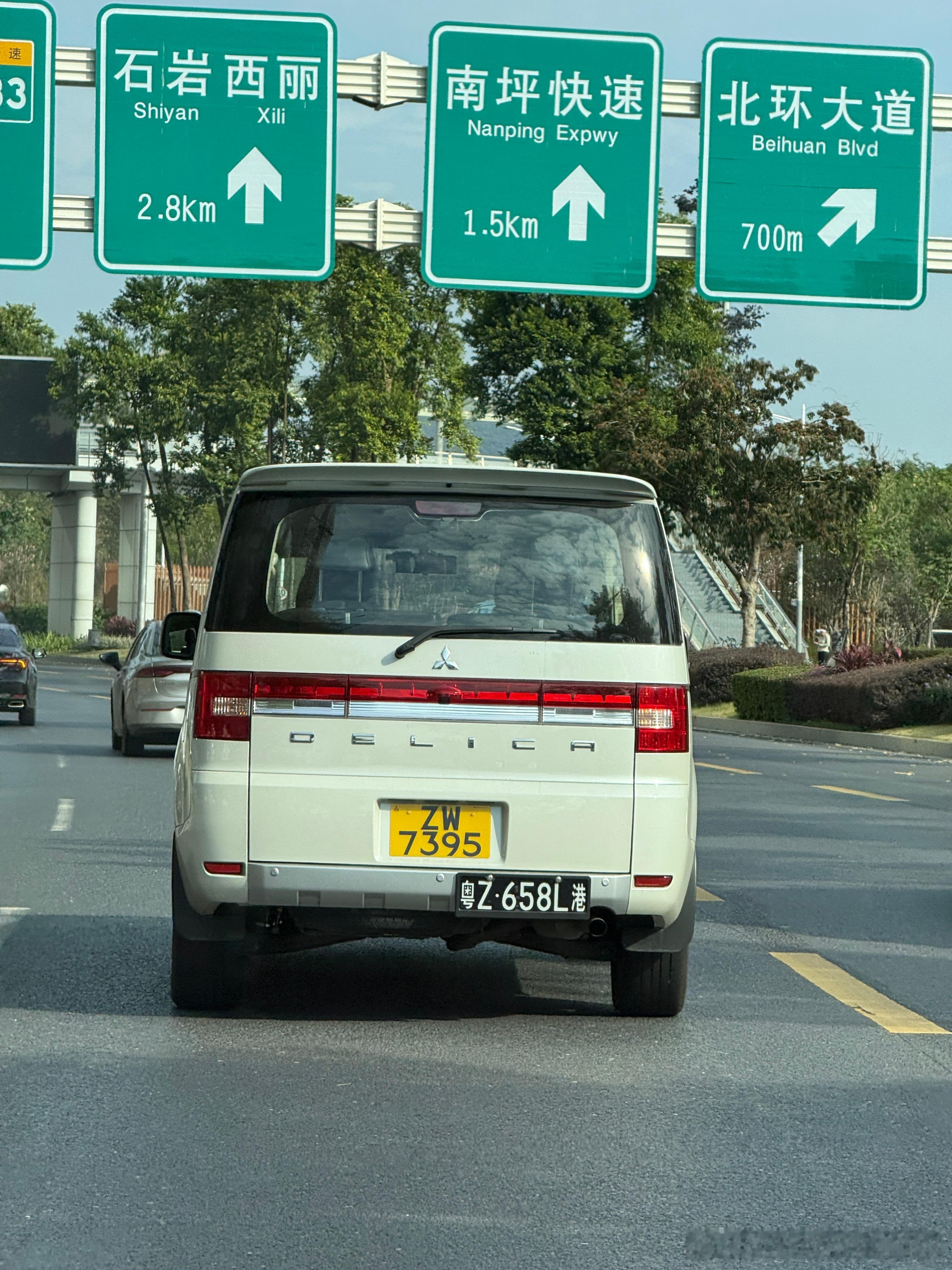 突然看到三菱得利卡，眼睛一亮