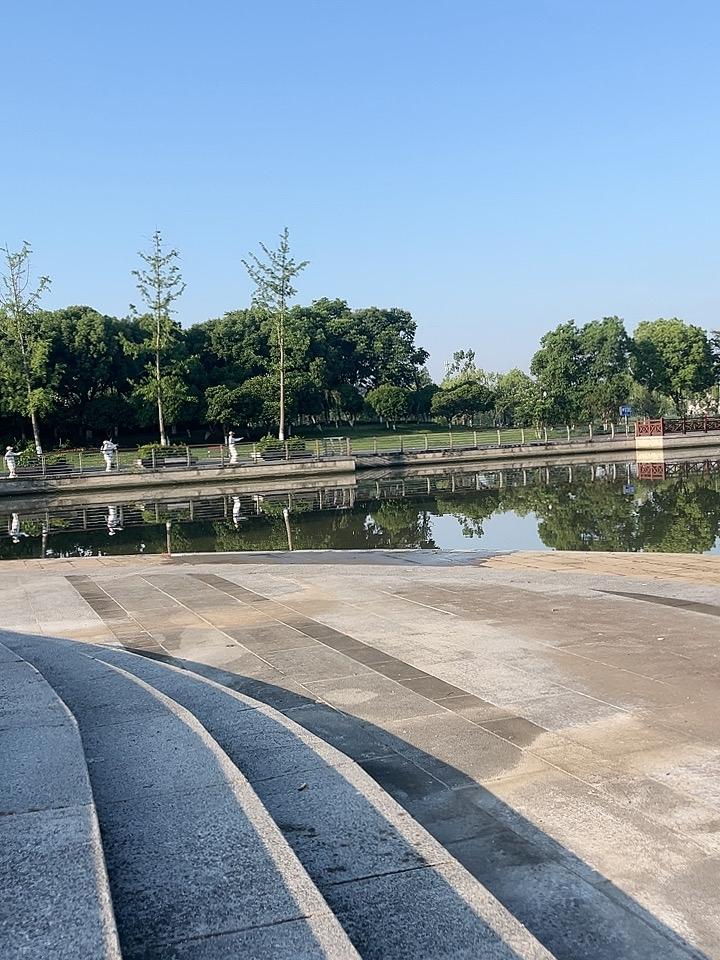 千万别等身体垮了才醒悟：现在大多数人的养生，全是在“慢性自杀”说一句扎透无数