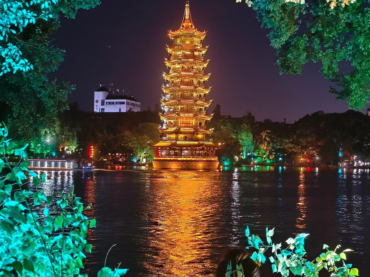 来一句桂林山水甲天下dou来这座城最美夜景🌃我的城市夜景美如画
