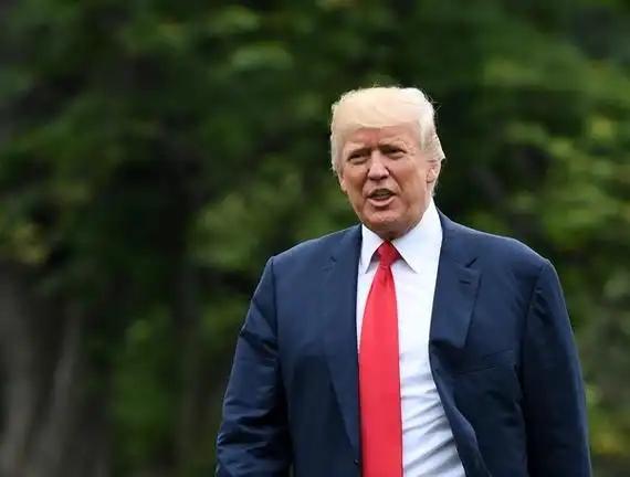 特朗普不愧是老狐狸！白宫突然对外公布战略收缩的消息，日本右翼这下可直接懵了。熊猫