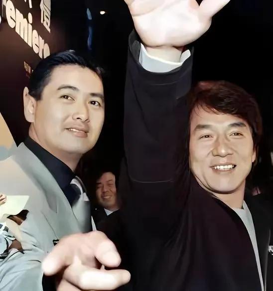 世纪难题李小龙、成龙征服世界梁朝伟、张国荣征服评委周润发、周星驰征服观众