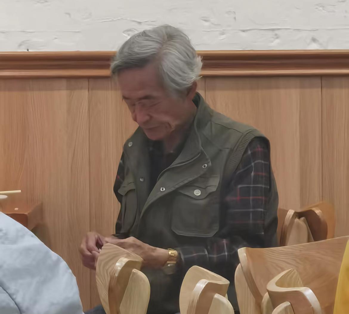 陈翔六点半集体参加同事婚礼，知情人曝“妹爷”近况淡出荧幕的这些年，“妹爷”虽然