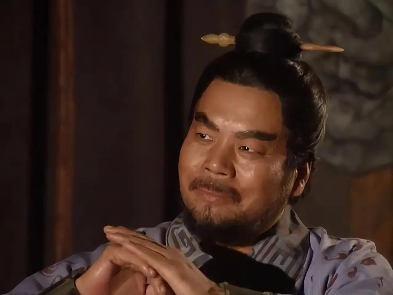 庞德为何宁死不降关羽？关羽给他递了台阶。樊城之战，关羽水淹七军，主帅于禁跪地
