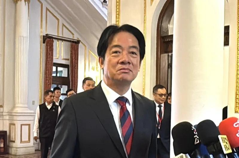 民进党看不起韩国人甚至叫嚣手里有很多牌要报复韩国针对韩国将台湾人入境的名称