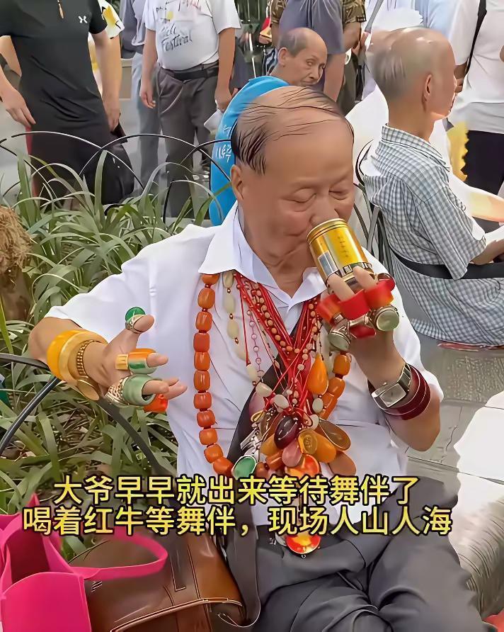 其实吧，全加起来也不值一百块钱！