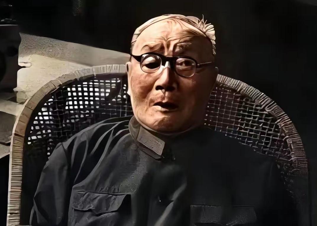 1984年，92岁的刘伯承元帅在北京休养，从1972年双目完全失明算起，这已经是