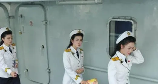 朝鲜驱逐舰重大事故透露哪些信息？其实就是步子迈太大，然后扯着蛋了。