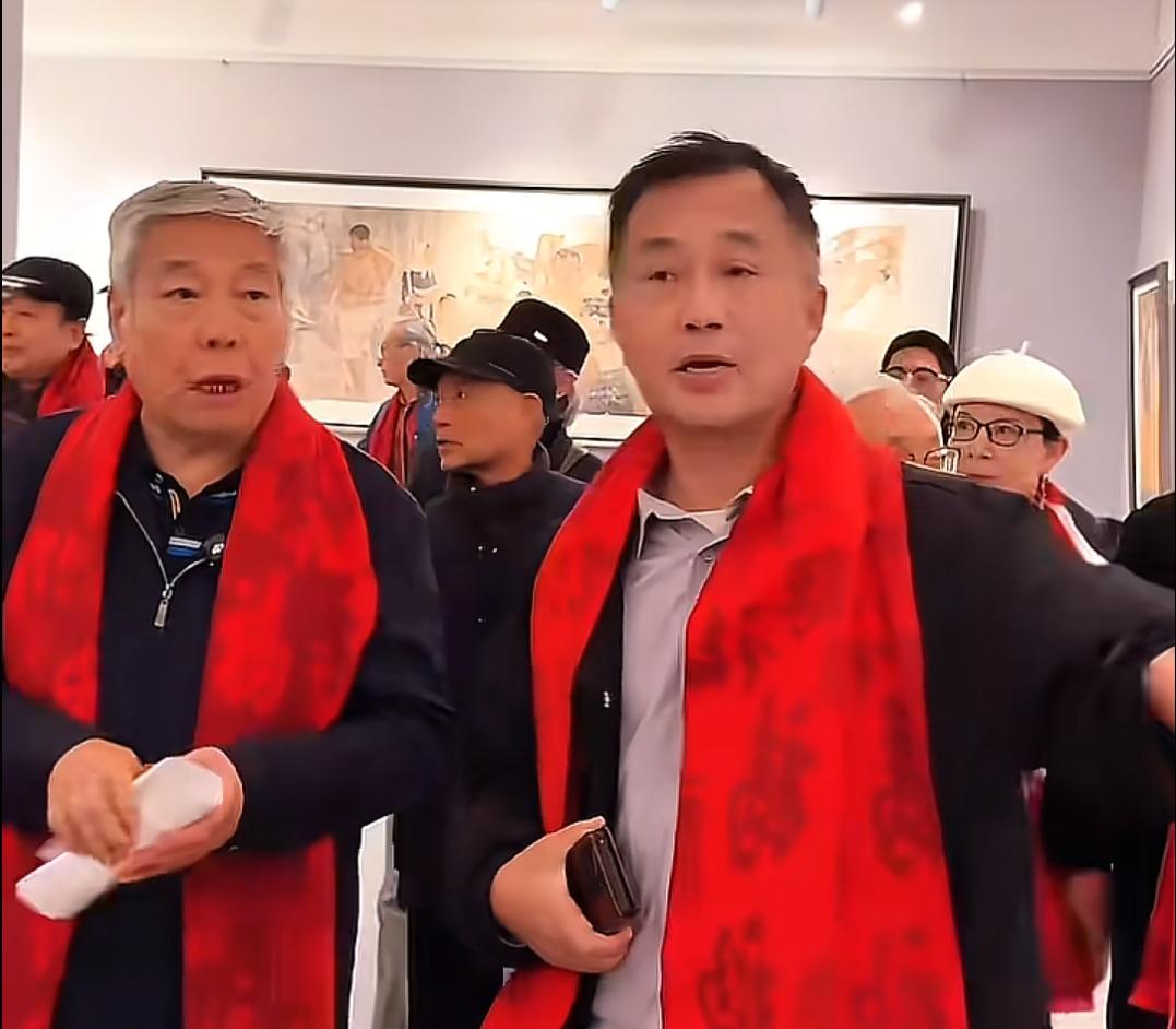 谁能想到，2026年流浪大师沈巍的影响力依然很大。宋庄一行，再次证明了沈巍是有