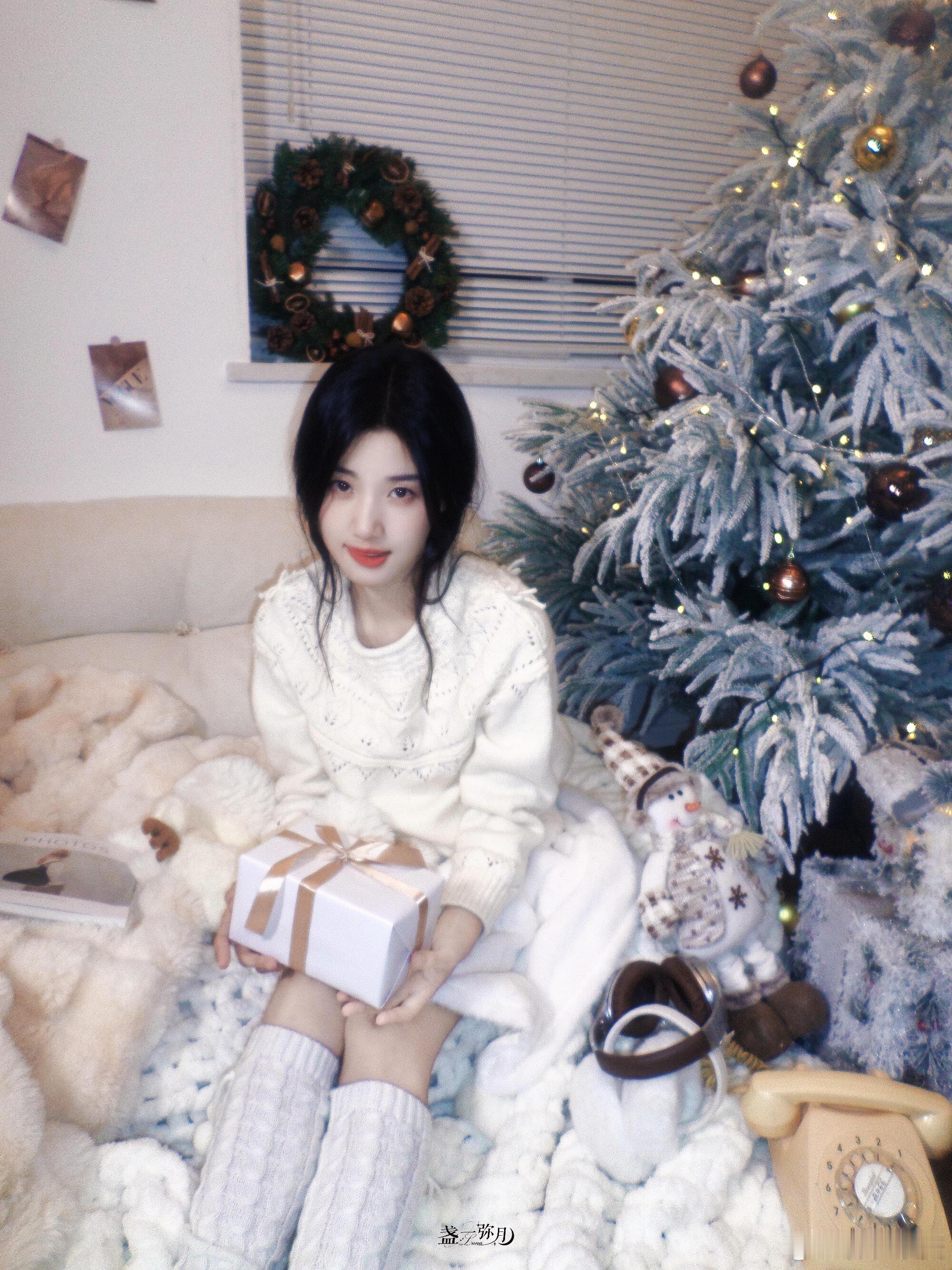 卢昱晓MerryChristmas｜卢昱晓壁纸卢昱晓｜