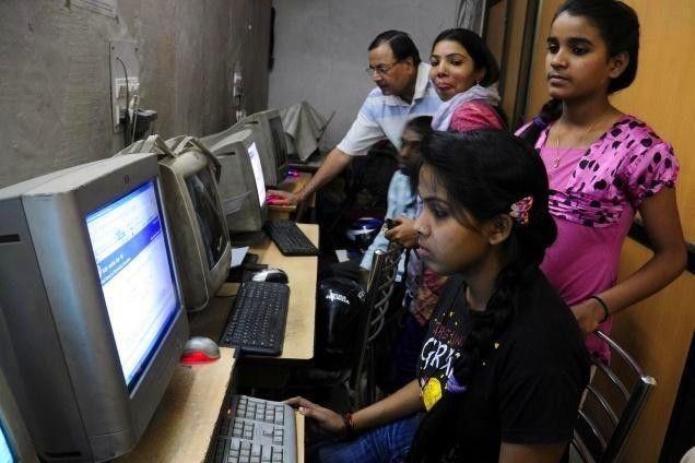 美伊冲突爆发以来，美潜艇自二战以来首次从鱼雷击沉他国军舰！！为何引起印度网友如此