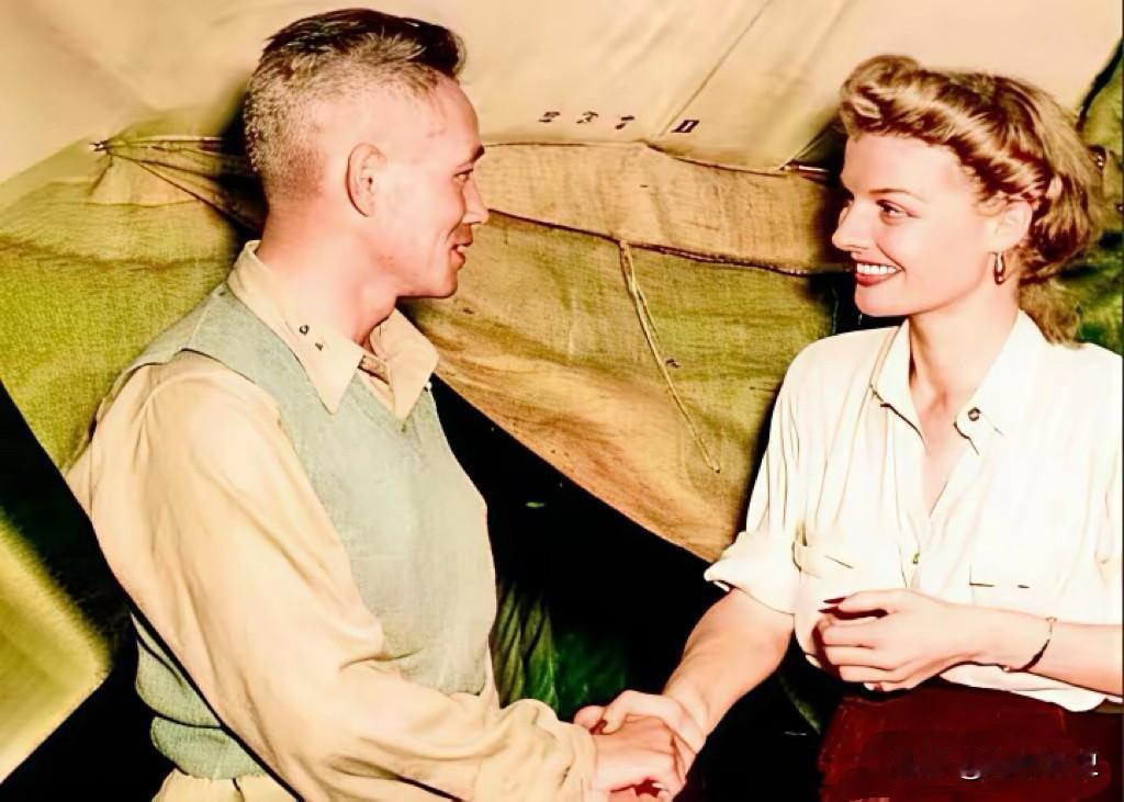 孙立人将军与摩纳哥王妃格蕾丝凯丽共舞？1945年5月，抗日名将孙立人将军应艾