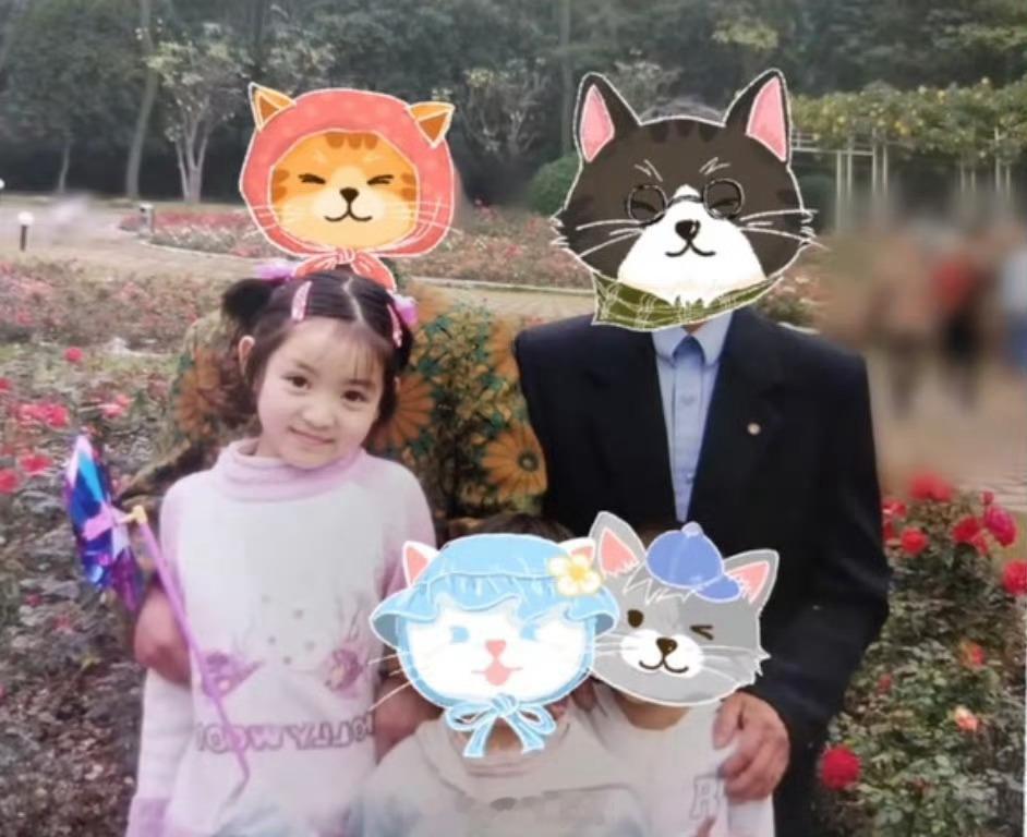 田曦薇我生下来就是齐刘海总算明白什么是等比长大了[爱心]小田就这样从小萌到大……