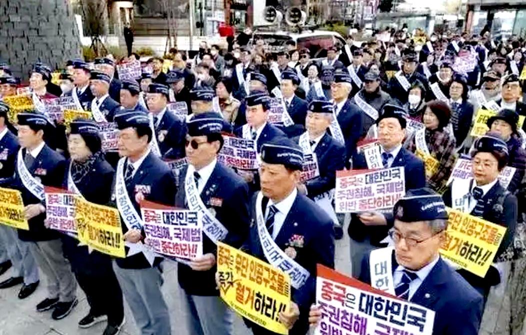 这个错乱的国度，真的令人不可思议！中方大批游客赴韩国旅游观光消费，对韩国而言