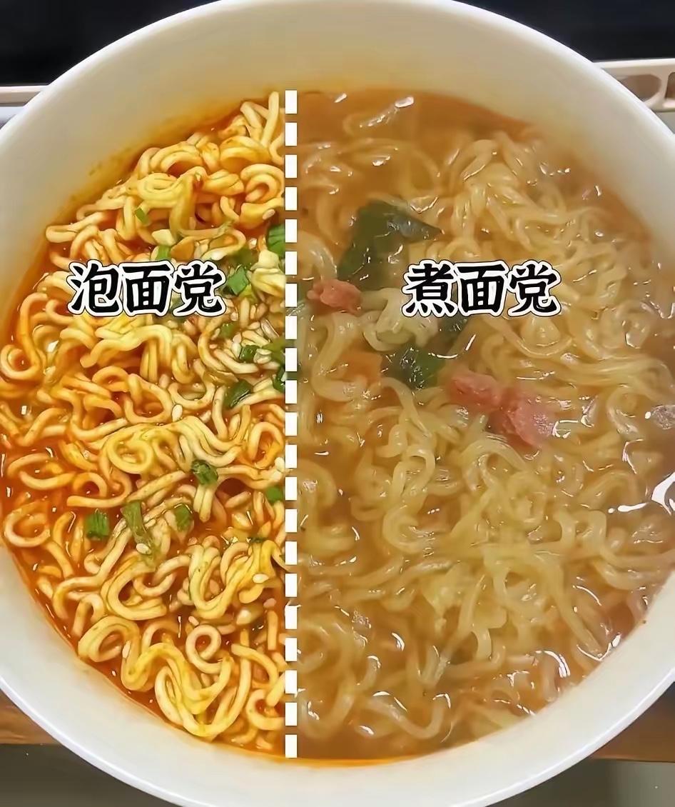 深夜放毒来了究竟泡面和煮面哪个更好吃，要不要配香肠