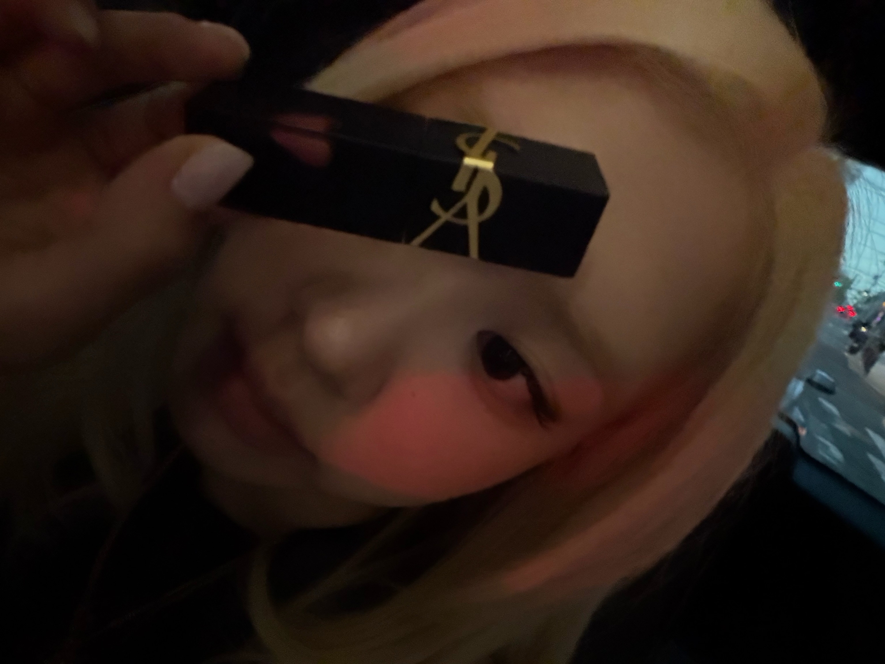 朴彩英妆容💄