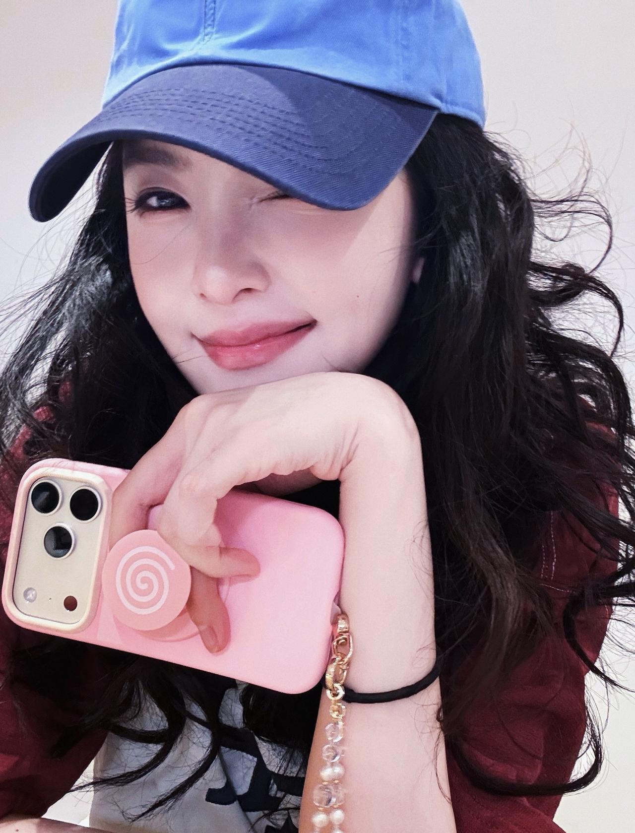 请查收章若楠的wink😉​​​