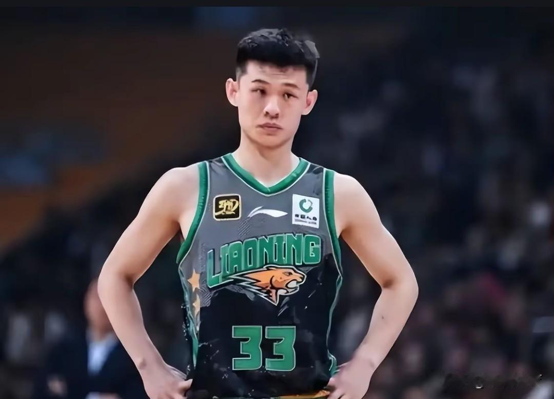 CBA三方交易出炉。涉及辽宁、北控和同曦三队。详情如下：北控将得到王岚嵚。南