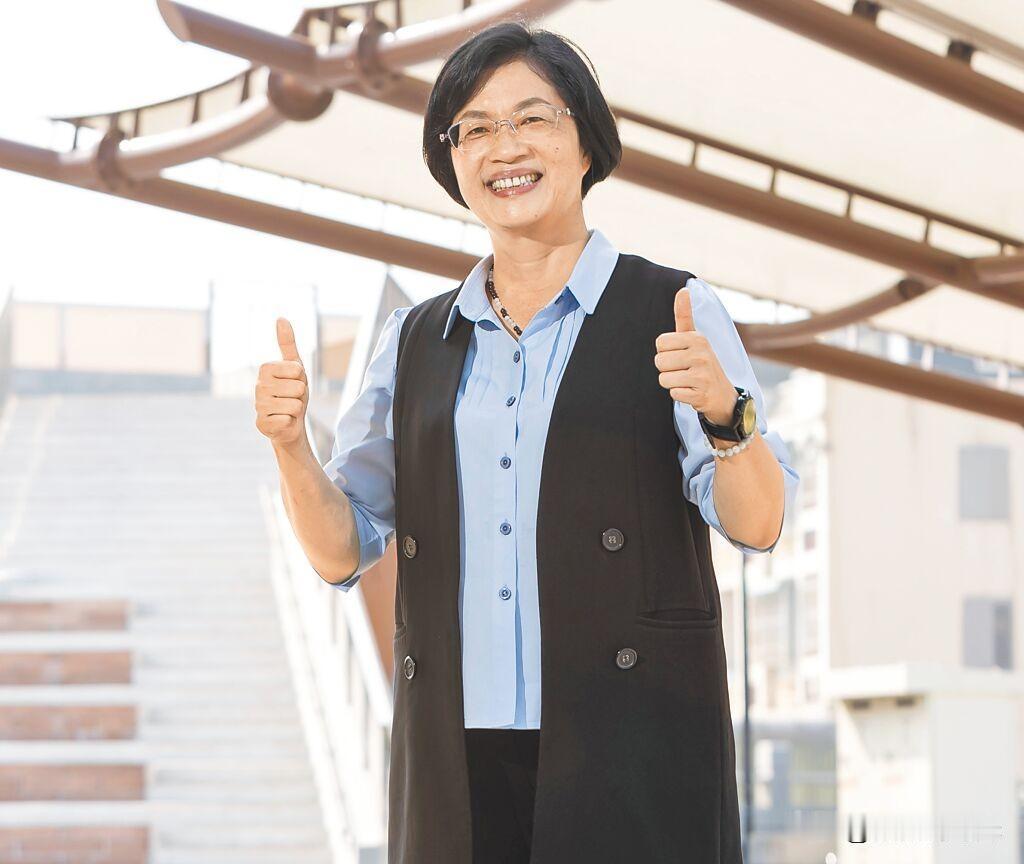 有没有这种可能，彰化县长王惠美想以“站队”为名，向国民党中央要更大的“利益”，从