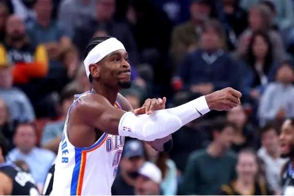 森林狼给联盟提供了打雷霆的模板！整场都把雷霆的命门拿捏得死死的，切特被限制住，