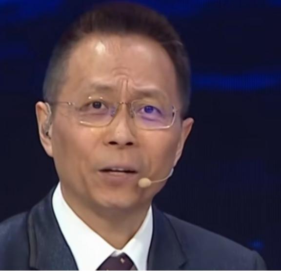 英格兰0：0加纳，赛后解说詹俊和张璐，犀利点评比赛，三句话总结，一针见血： 