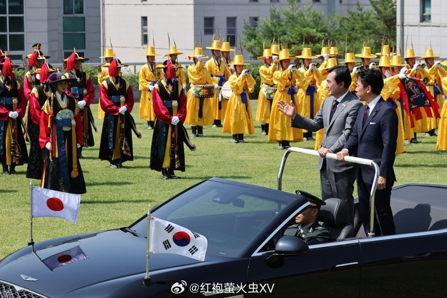 东北亚日本防卫相小泉进次郎访韩。日韩发布的联合新闻稿说，双方一致认定，为维护区
