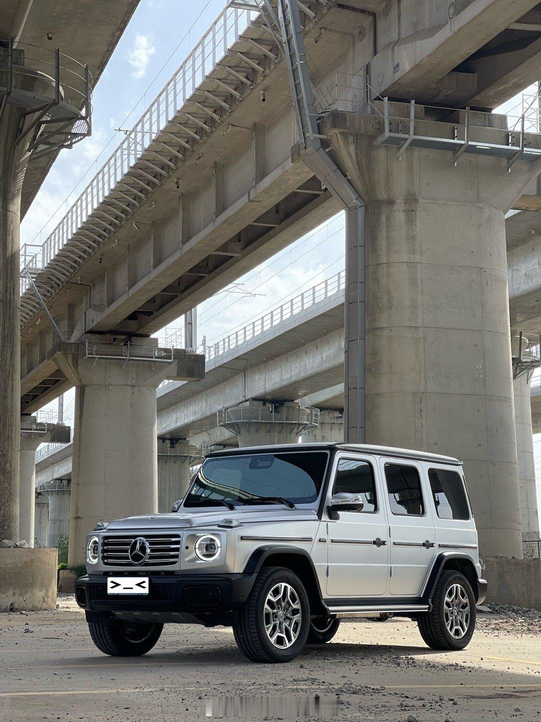 我也是这么想的所以把G500也开来试一试弹性​​​——————模特