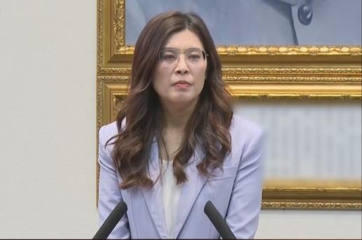 国民党主席郑丽文8月28日在社交平台发文说，大陆西藏吉隆县近日发生严重天灾，造成