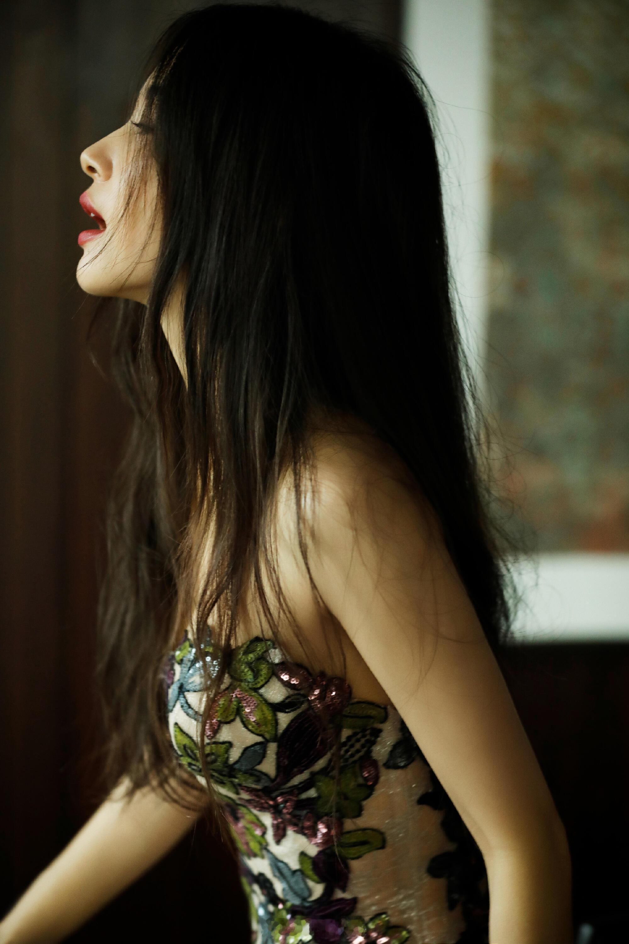 王子文，小性感……​​​