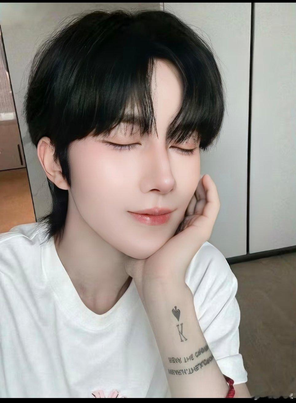 关于黄星的纹身你了解多少🤩​​​