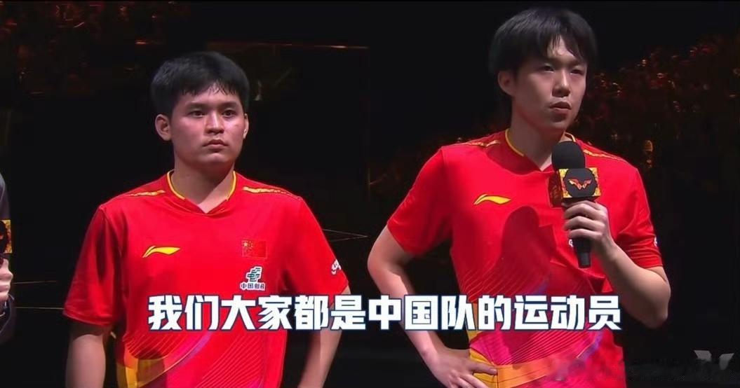 当“林诗栋醒醒，林诗栋行不行，林诗栋会不会打？”的杂音刺破赛场，20岁的他攥紧球