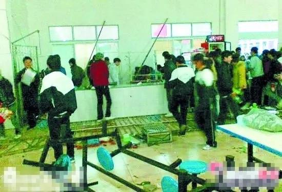 看了用电视剧《霍元甲》主题曲配的永城三高大型纪录片，真的让人热泪盈眶！该