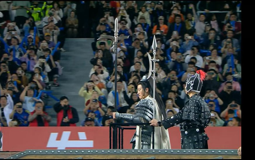 何润东：第一次发现钱这么好赚