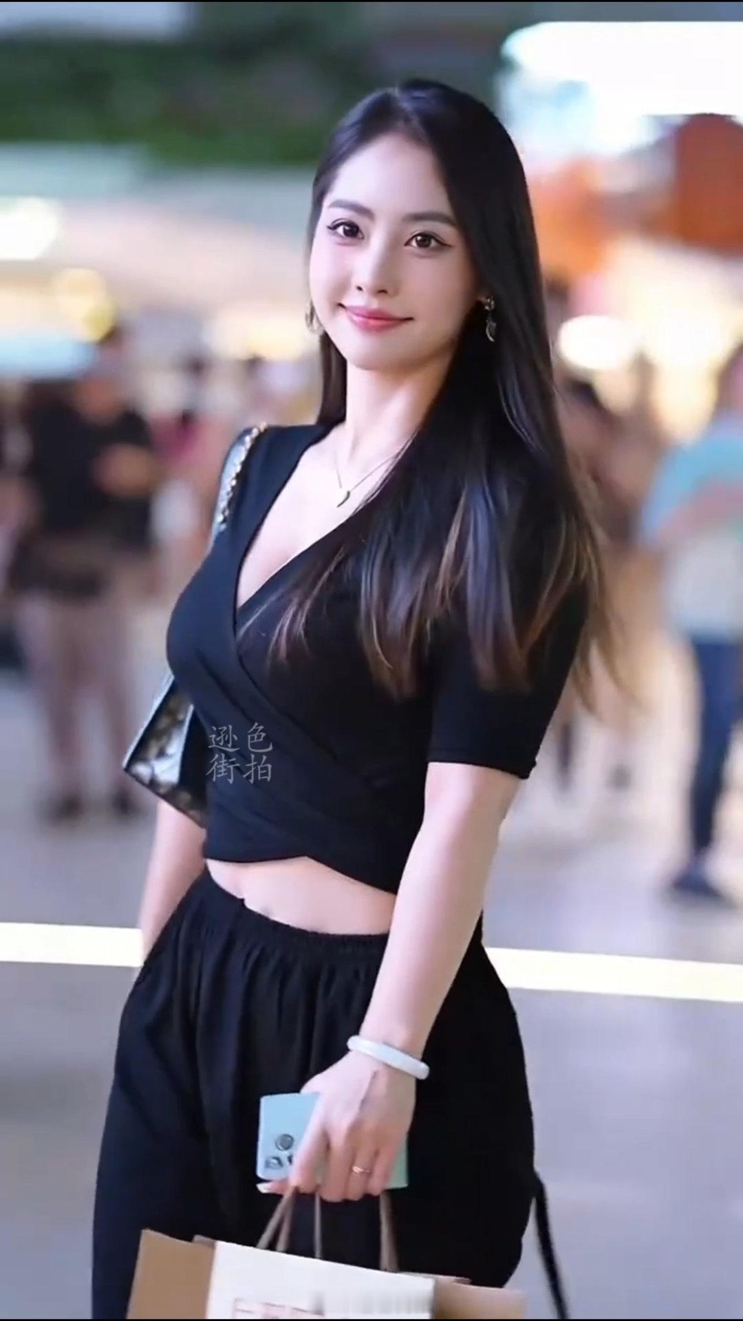 【成都街拍】晚安🌙🌙🌙丨摄影拍照每日穿搭