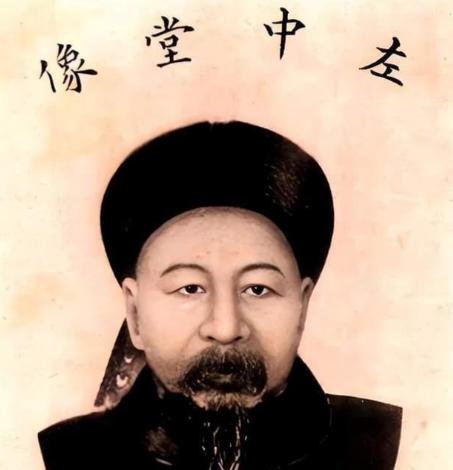 看懂伊朗后，才真的理解左宗棠。伊朗在波斯帝国巅峰时面积很大，可19世纪被俄国打得