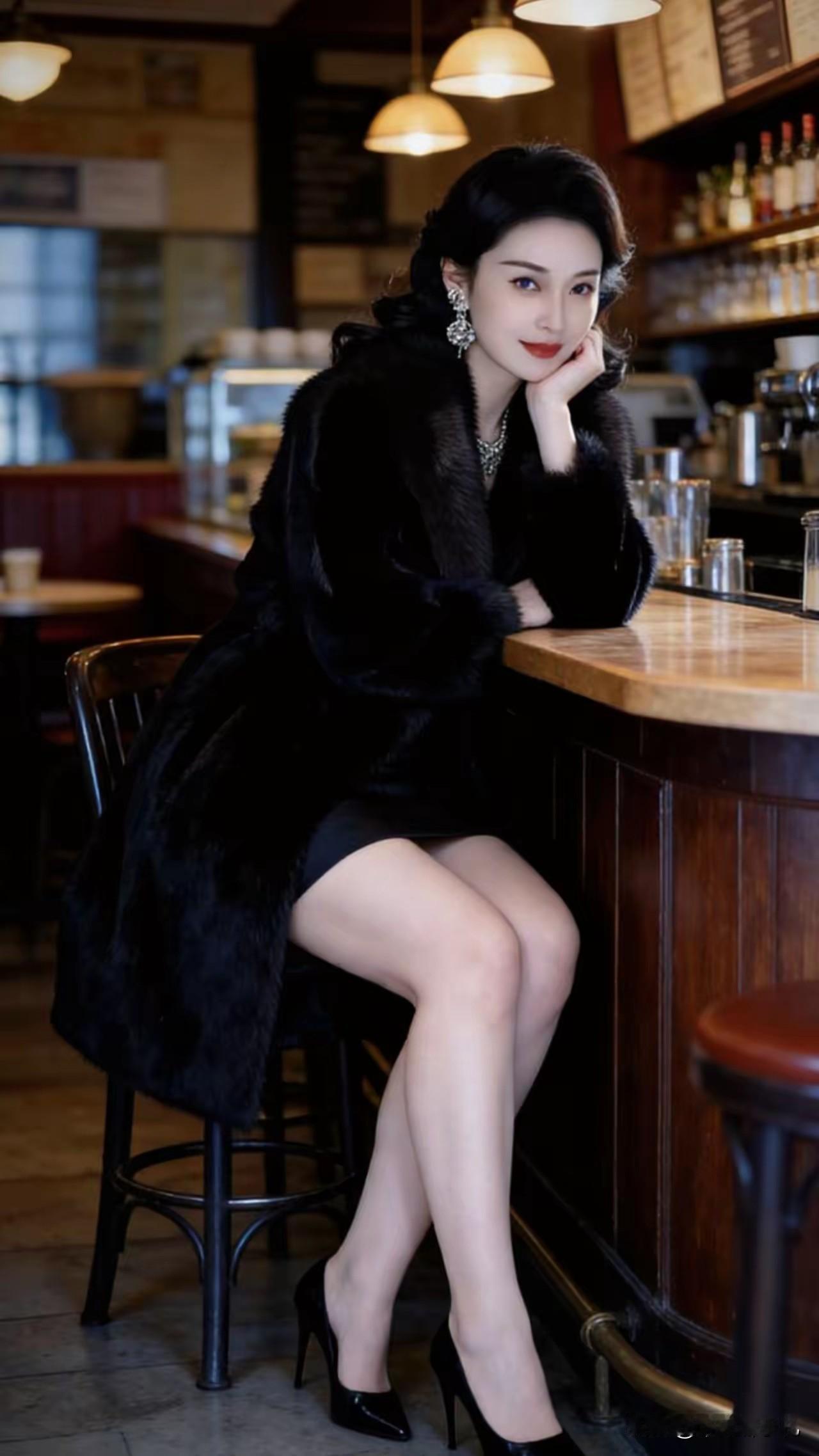 什么年龄段的女人最有女人味?所谓轻熟，三十岁到四十岁之间吧！所谓轻熟，主语