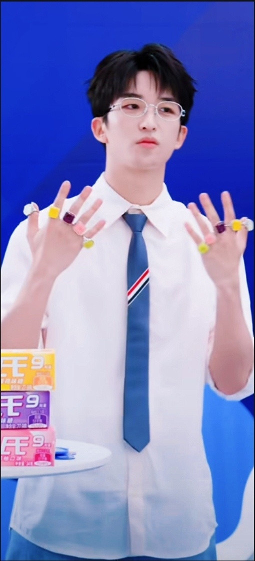 黄子学长#黄子弘凡#​
