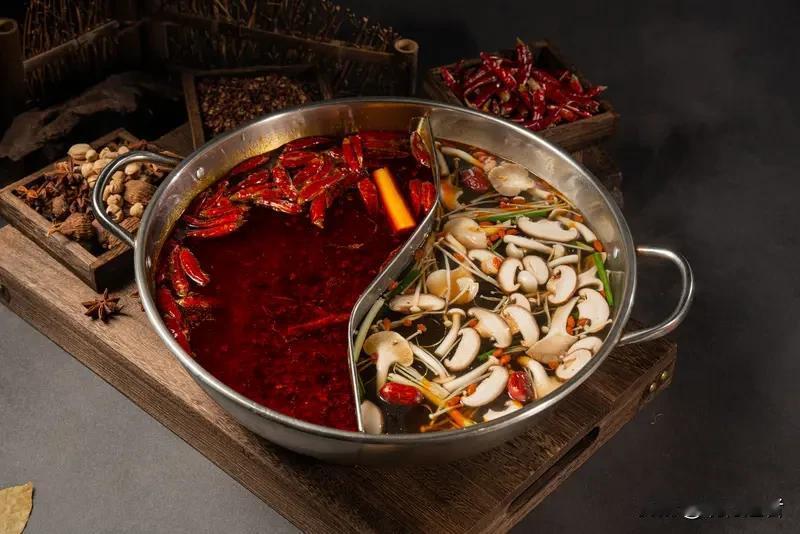 东北惊现真人版“鸳鸯锅”泡温泉，网友纷纷吐槽：要是放些辣椒进去，身体那些有空洞的