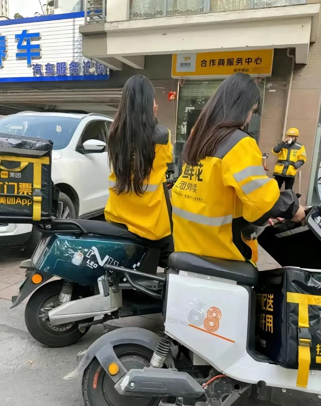 因为感受过温暖，她把这份温暖传递给了别人，避免了一场悲剧。4月14日，杭州一媒