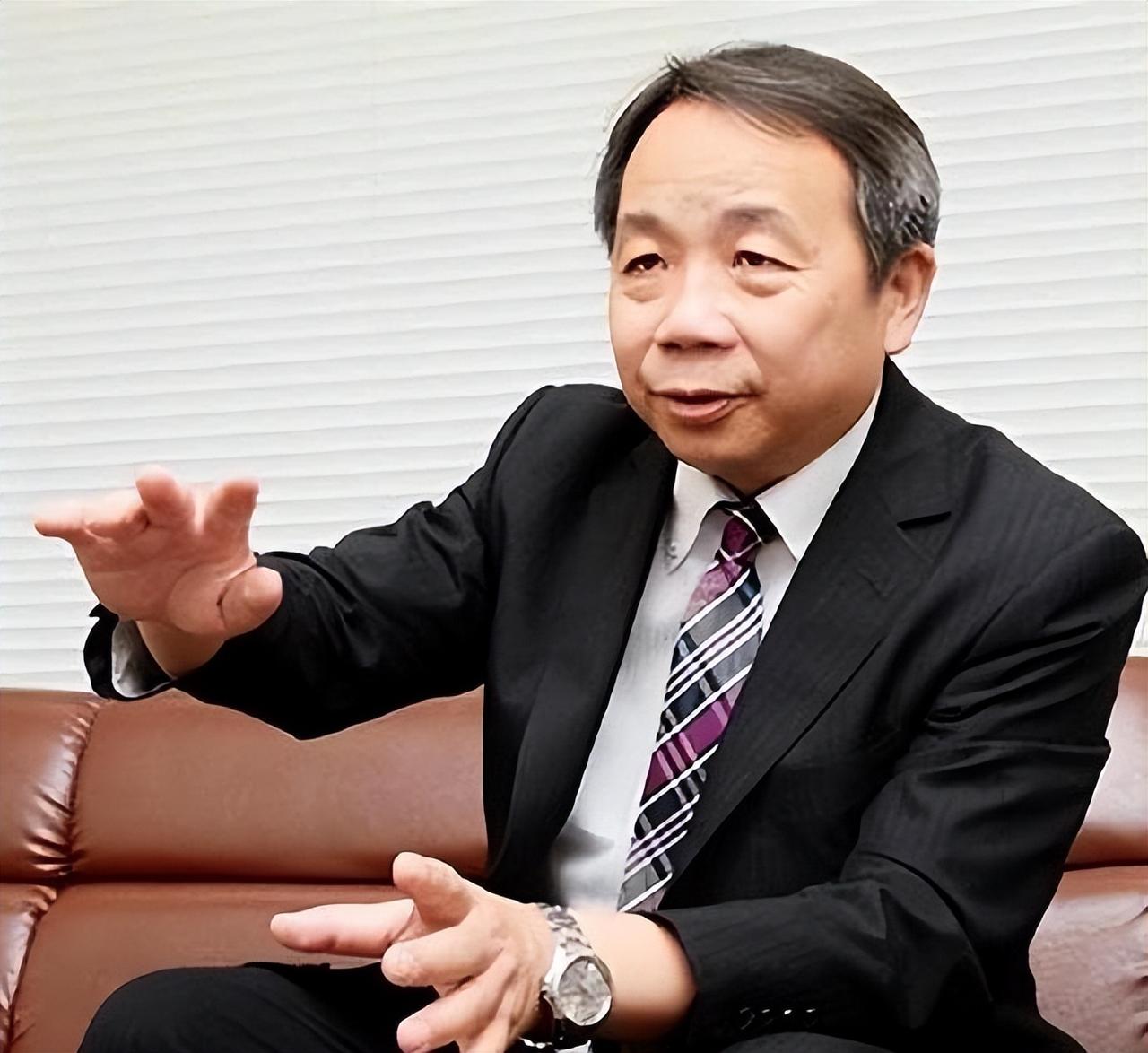 北大叛徒加入日本国籍，公开诋毁中国，资产被冻、日本连夜撇关系！石平靠骂中国入