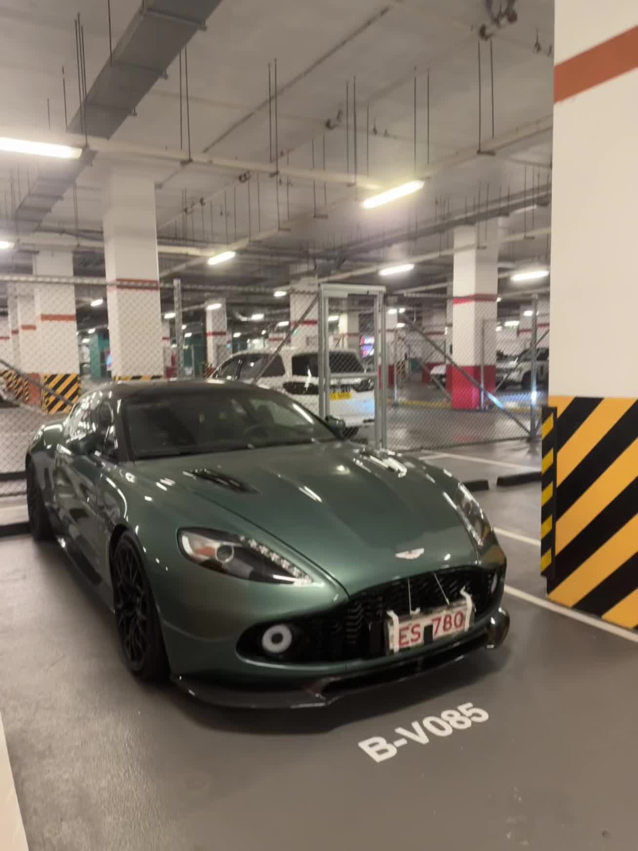 最美猎装阿斯顿马丁 Vanquish Zagato
