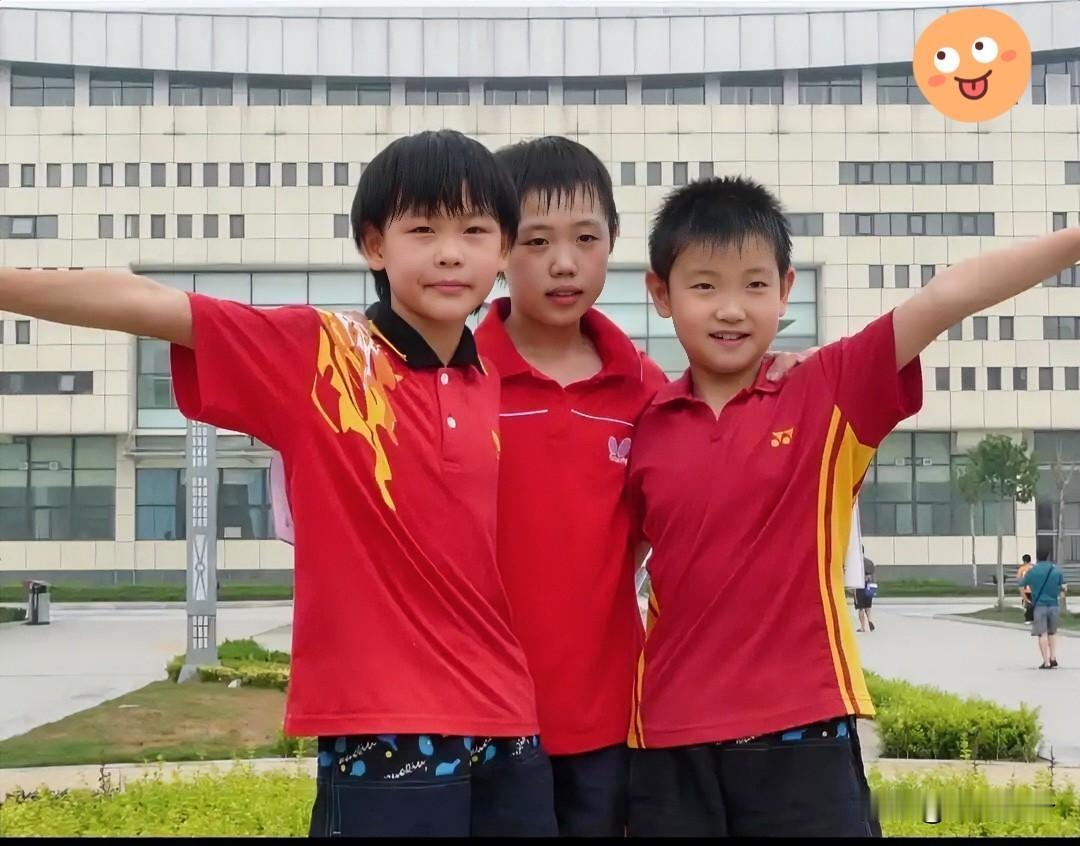 [红脸笑]刚刚刷到这张图，直接给我整精神了！这还是那个在球场上杀