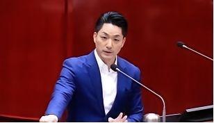 岛内最近有个说法传得比台北夏天的暴雨还猛——蒋万安这条线，2026年连任台北市长