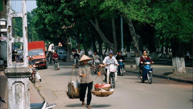 中国游客疑在越南遇高价宰客 与店员争执引发