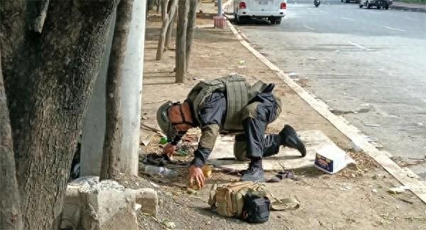 7月27日，菲律宾司法部大楼入口处发生爆炸、参议院附近发现爆炸装置，是不是骇人听