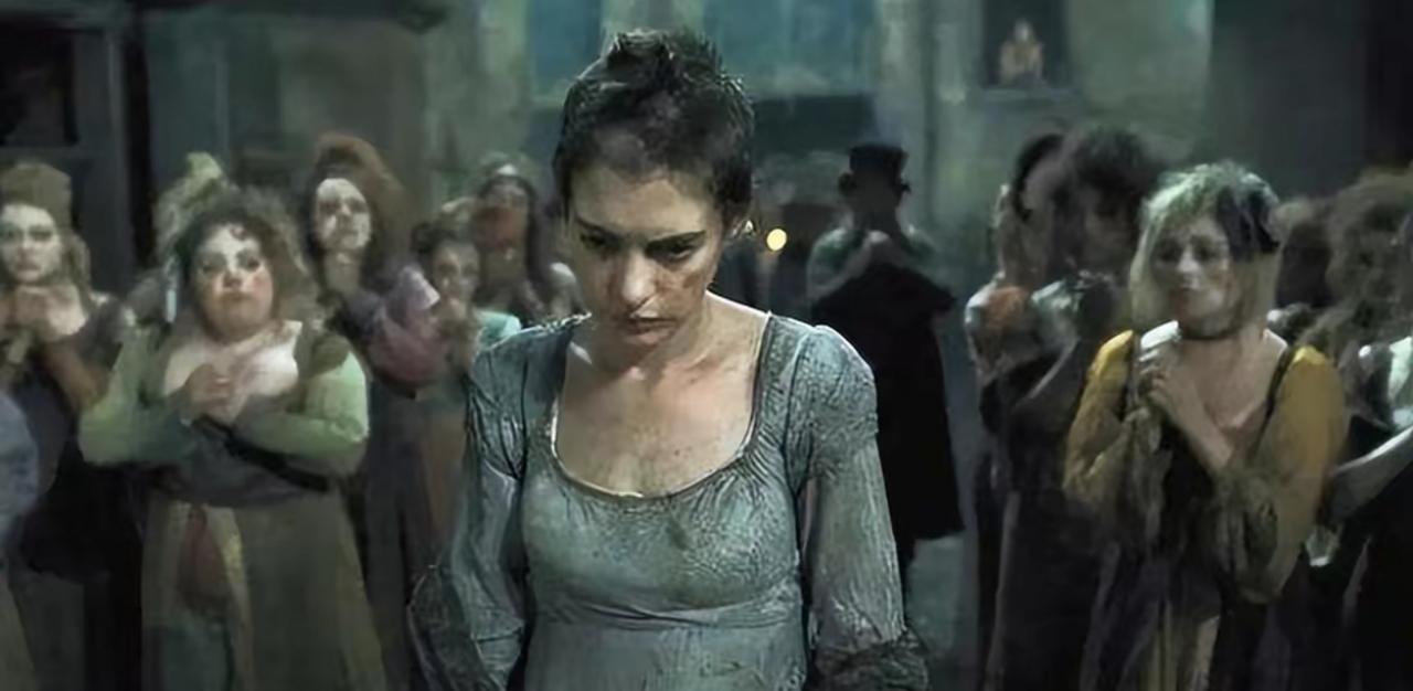 1790年，一艘载有221名女囚的军舰从英国出发，到了万里之外的澳大利亚之后，人