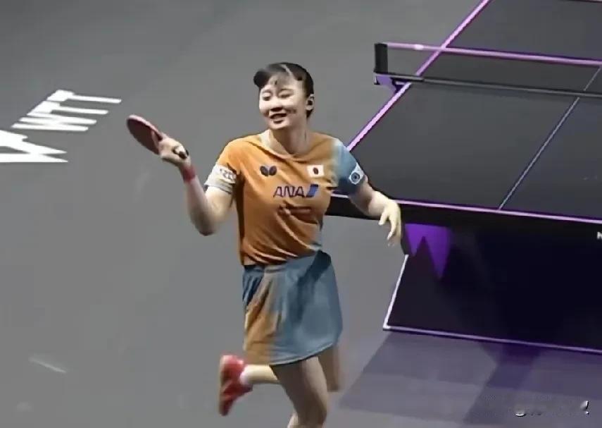 陈熠赢了王曼昱，最高兴的却是张本美和！因为鳗鱼打球正好克制张本美和。陈熠赢